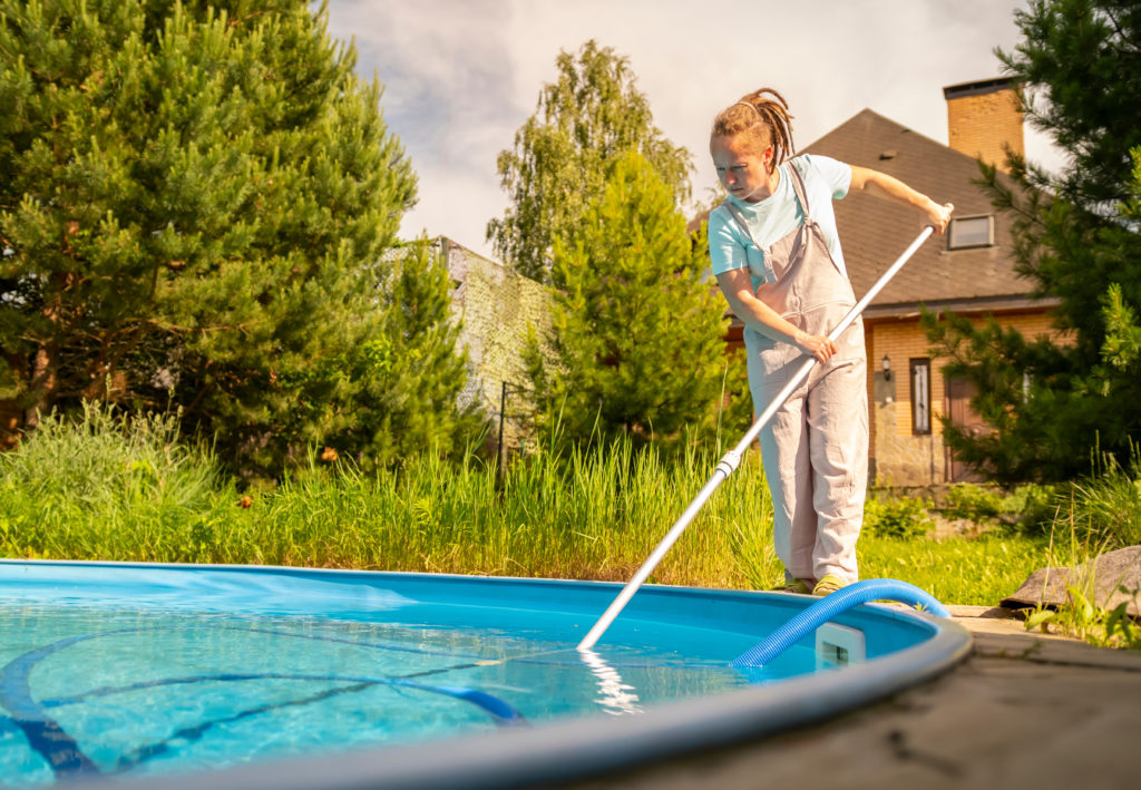 Cleaning & Vacuuming Your Above Ground Pool Liverpool Pool & Spa